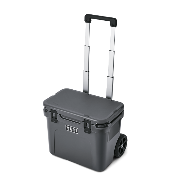YETI Roadie® 32 Wheeled Hard Cooler Charcoal